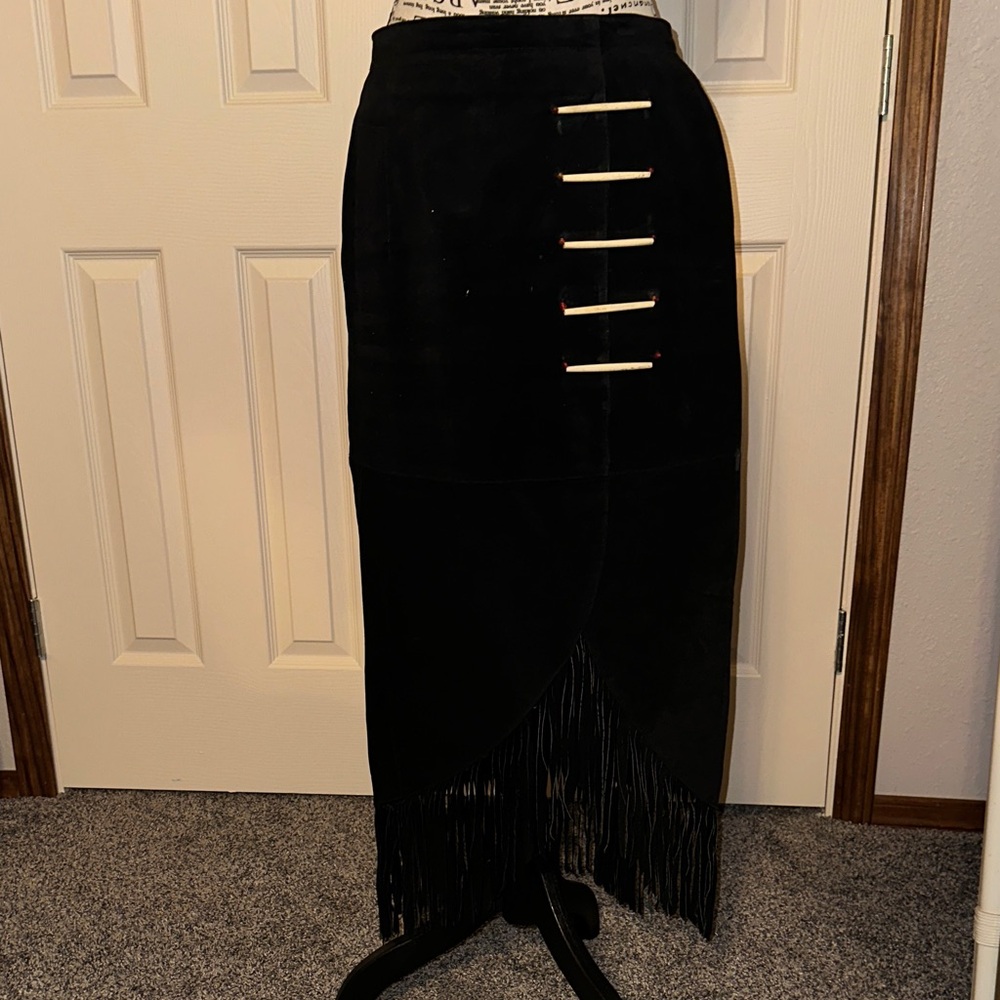 Elegant Vintage Black Fringe Skirt